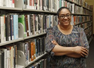 Brentwood Librarian receives Frances Neel Cheney Award